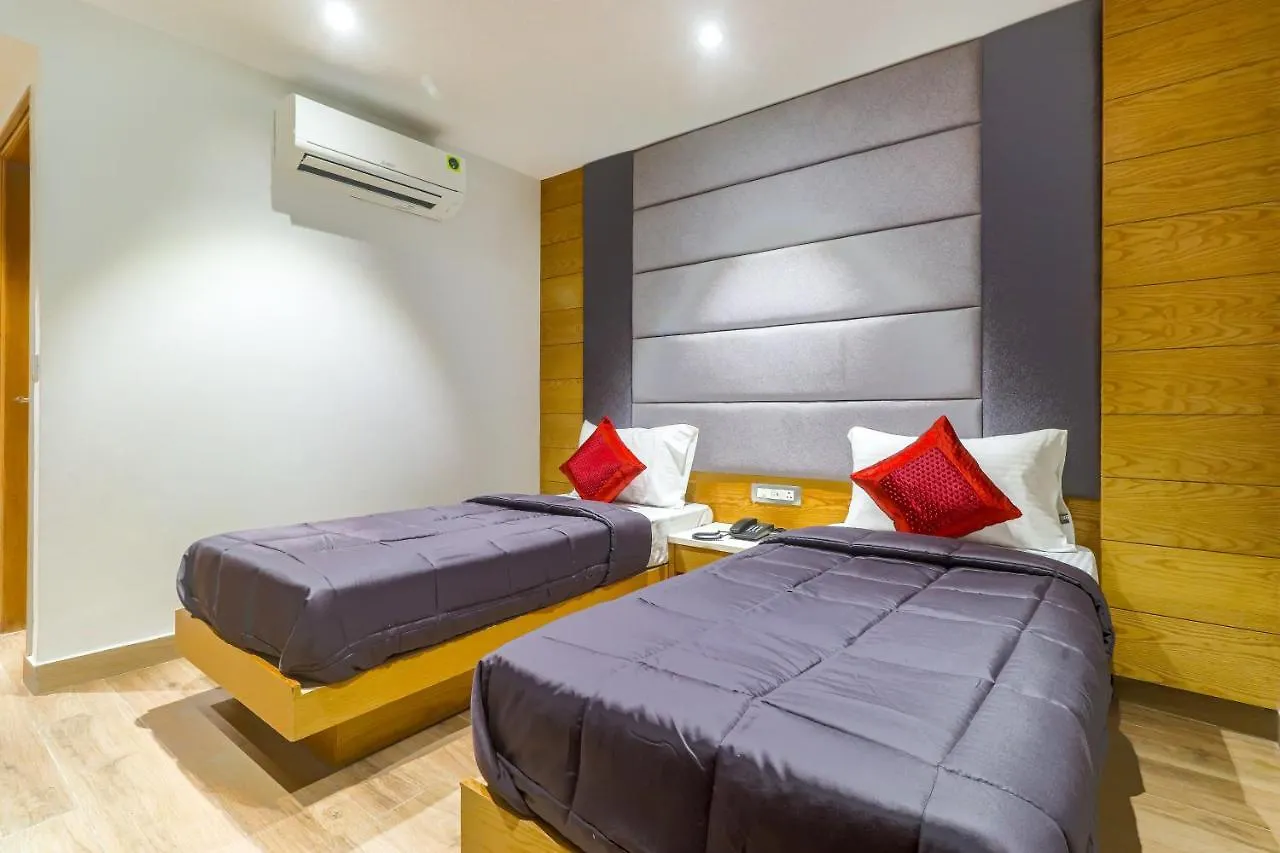 Hotel Bricks, Karol Bagh, New Delhi 3*, Delhi (National Capital Territory of India)