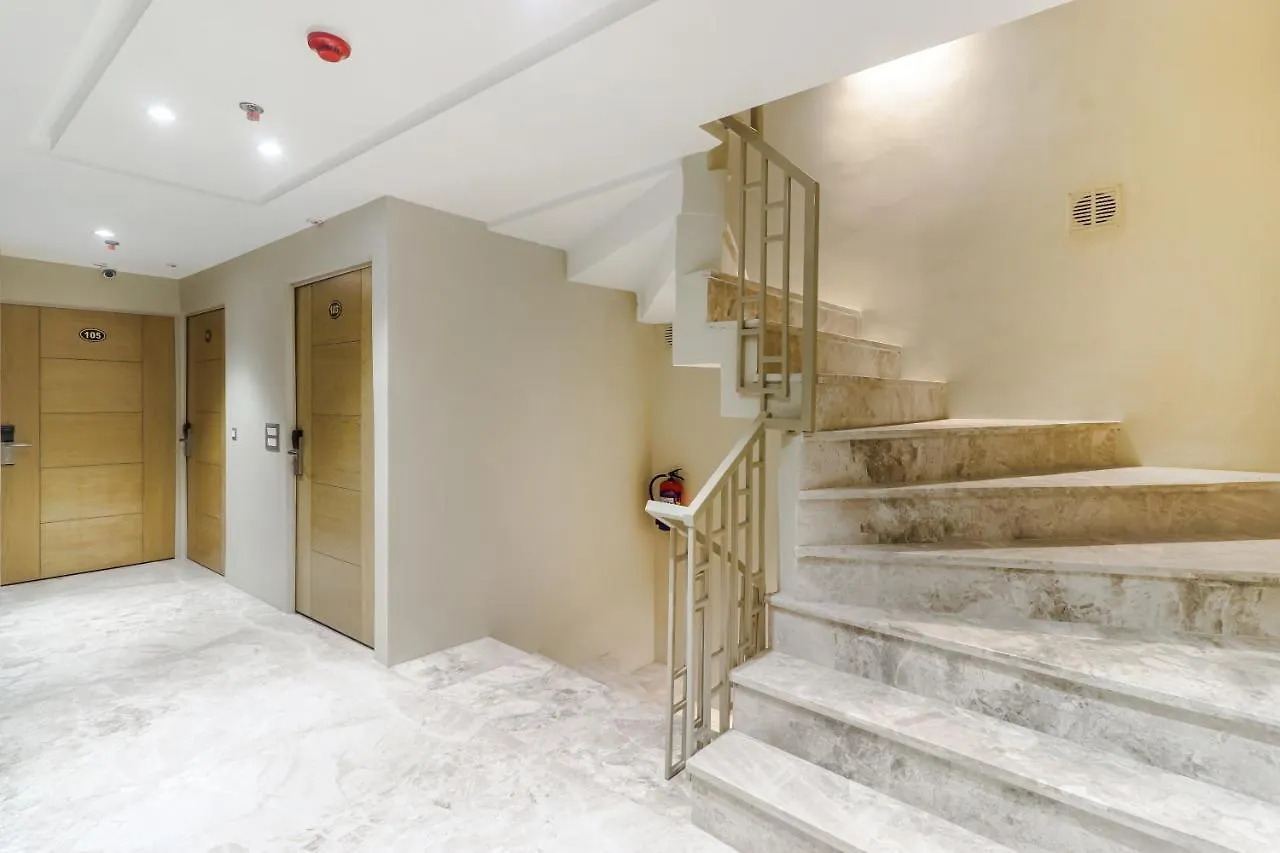 Hotel Bricks, Karol Bagh, New Delhi  Δελχί